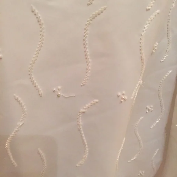 Ivory wedding gown